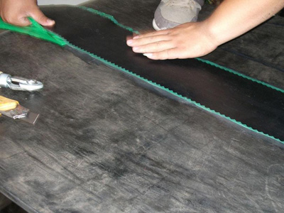 现场输送带维修