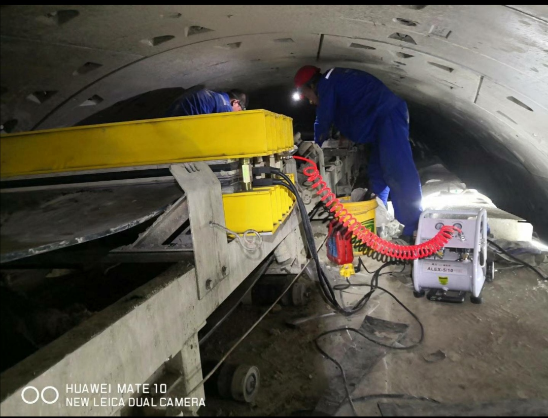 现场输送带热硫化